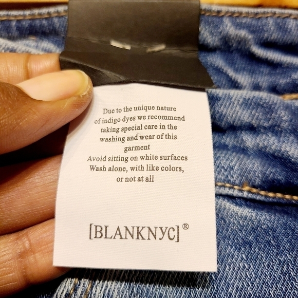 Blank NYC | The Reade Crop Skinny Jeans (Size 27) - Picture 6 of 15